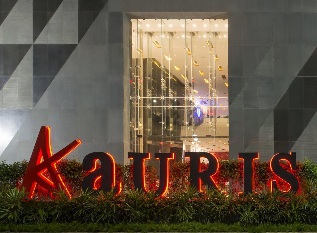 Aauris Hotel Kolkata Exterior photo